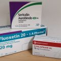 Bild mit Packungen von Sertralin, Fluoxetin, Citalopram